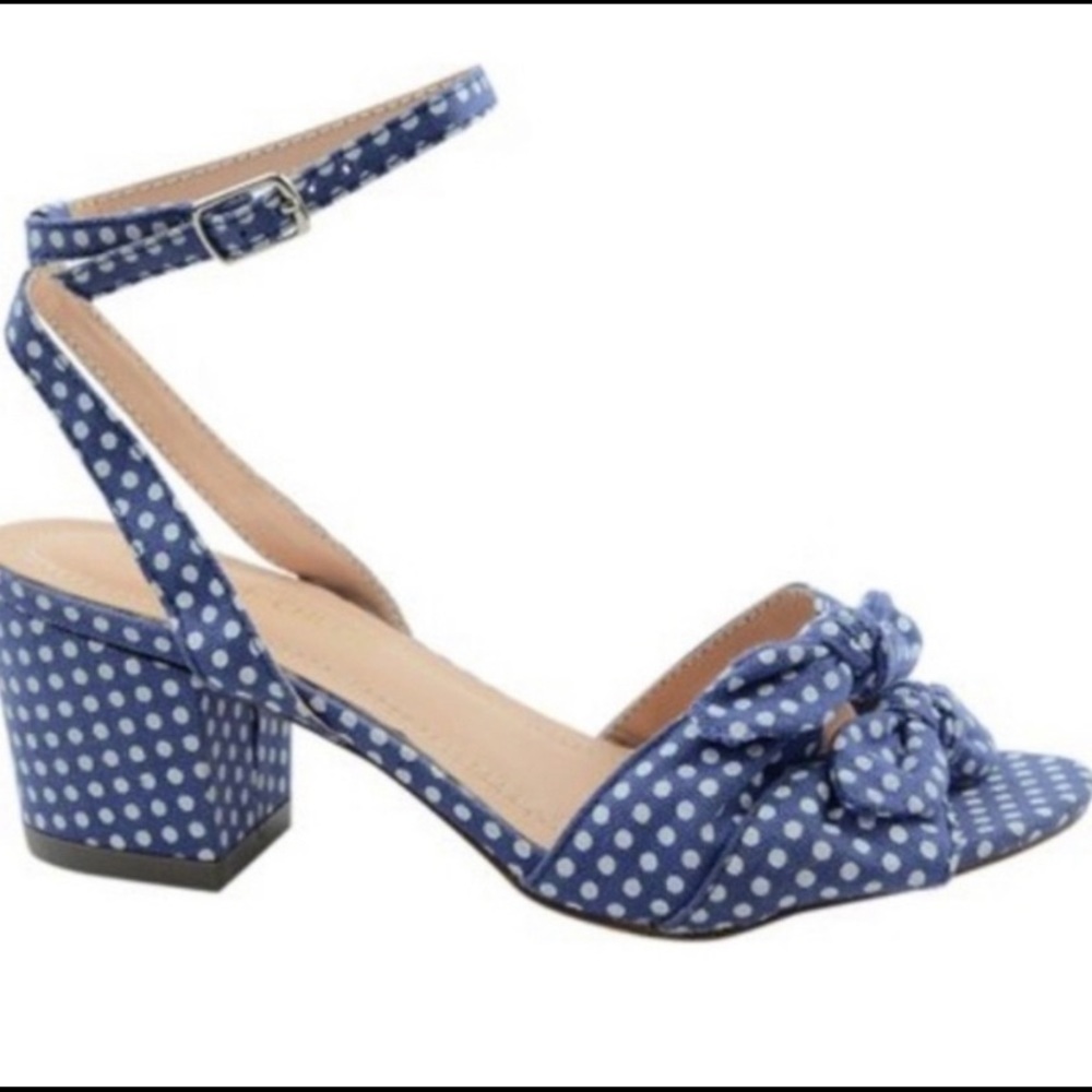 💙CHASE & CHLOE BLUE POLKA DOT VENUS SANDALS